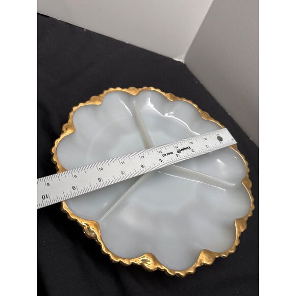Vintage Fire King Milk Glass 3-Section Divided Relish Tray 16.48Dish With Gold T - Picture 5 of 6